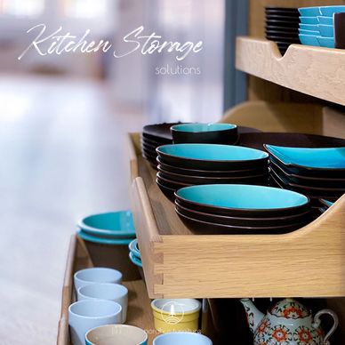 Solid oak drawers, Kitchen larder, Tunbridge Wells Kitchen, Tonbridge Kitchen, Sevenoaks kitchen