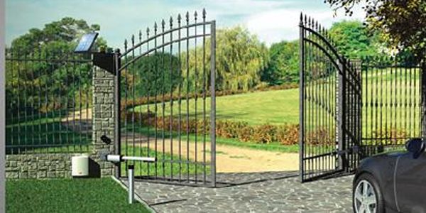 wrought iron driveway gate fence