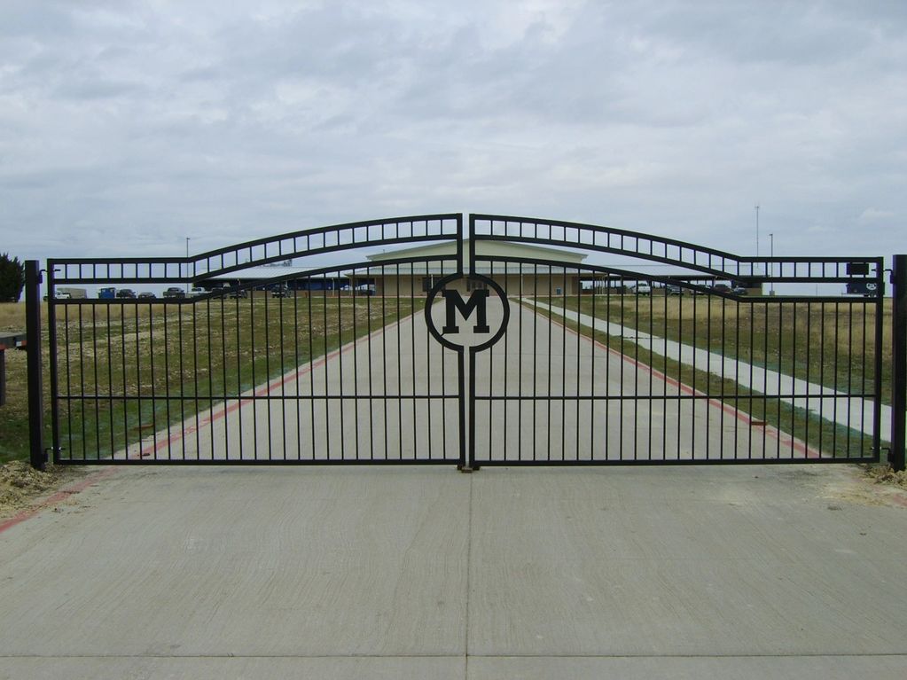 MOTORIZED GATES MIDLOTHIAN GATE OPENERS GATE REPAIRS SOLAR GATES