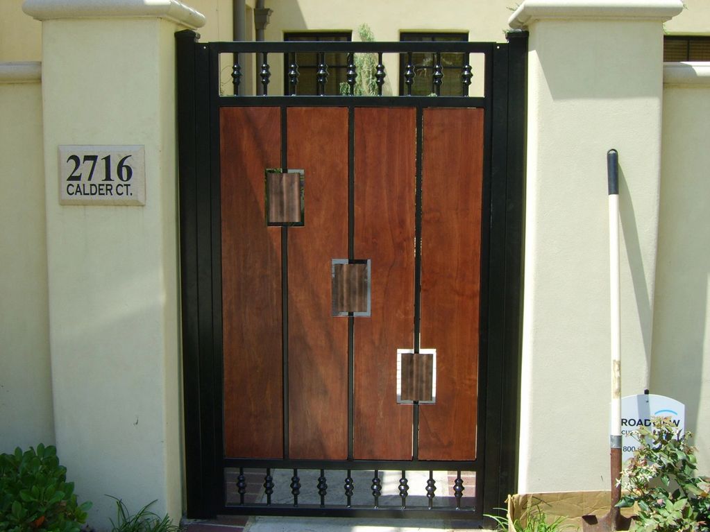 MOTORIZED GATES MIDLOTHIAN GATE OPENERS GATE REPAIRS SOLAR GATES