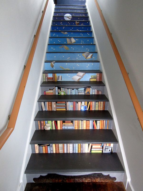Staircase painting, trompe l'oeil bookshelf