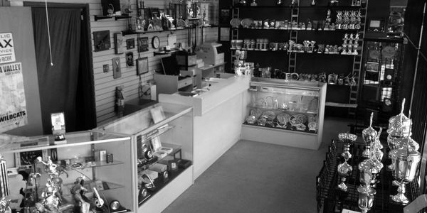 Menifee Valley Awards, Trophy and Award Shop.