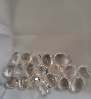 Astro Ankit Best Gemstone Consultant in Gurgaon,100% authentic and lab certified gemstones Gurgaon