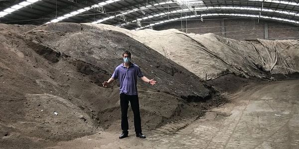 Fertilizer Production
Panama
Central America
Boquete
La Vida organica
Travis Taliaferro