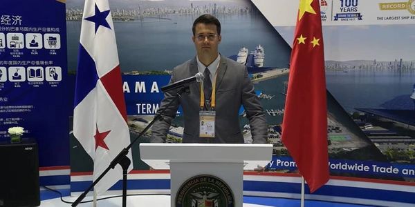 Travis Taliaferro representing Panama in International Fairs