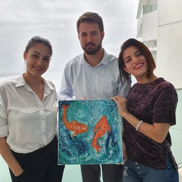 Travis Taliaferro Giving ART in Panama