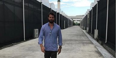 Hydroponic Production of La Vida Organica
Travis Taliaferro receiving student
AgroTourism in Panama