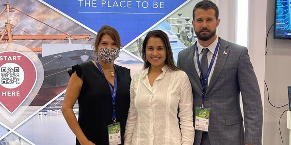 Travis Taliaferro promoting Panama at the ExpoLogistics Panama Convention Center