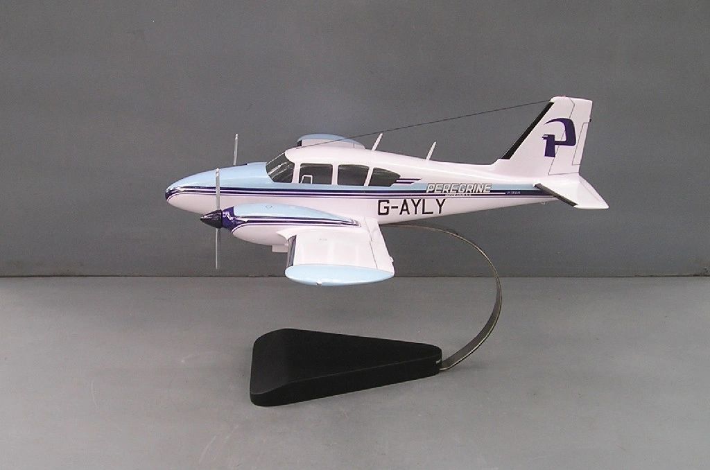Piper Aztec custom model