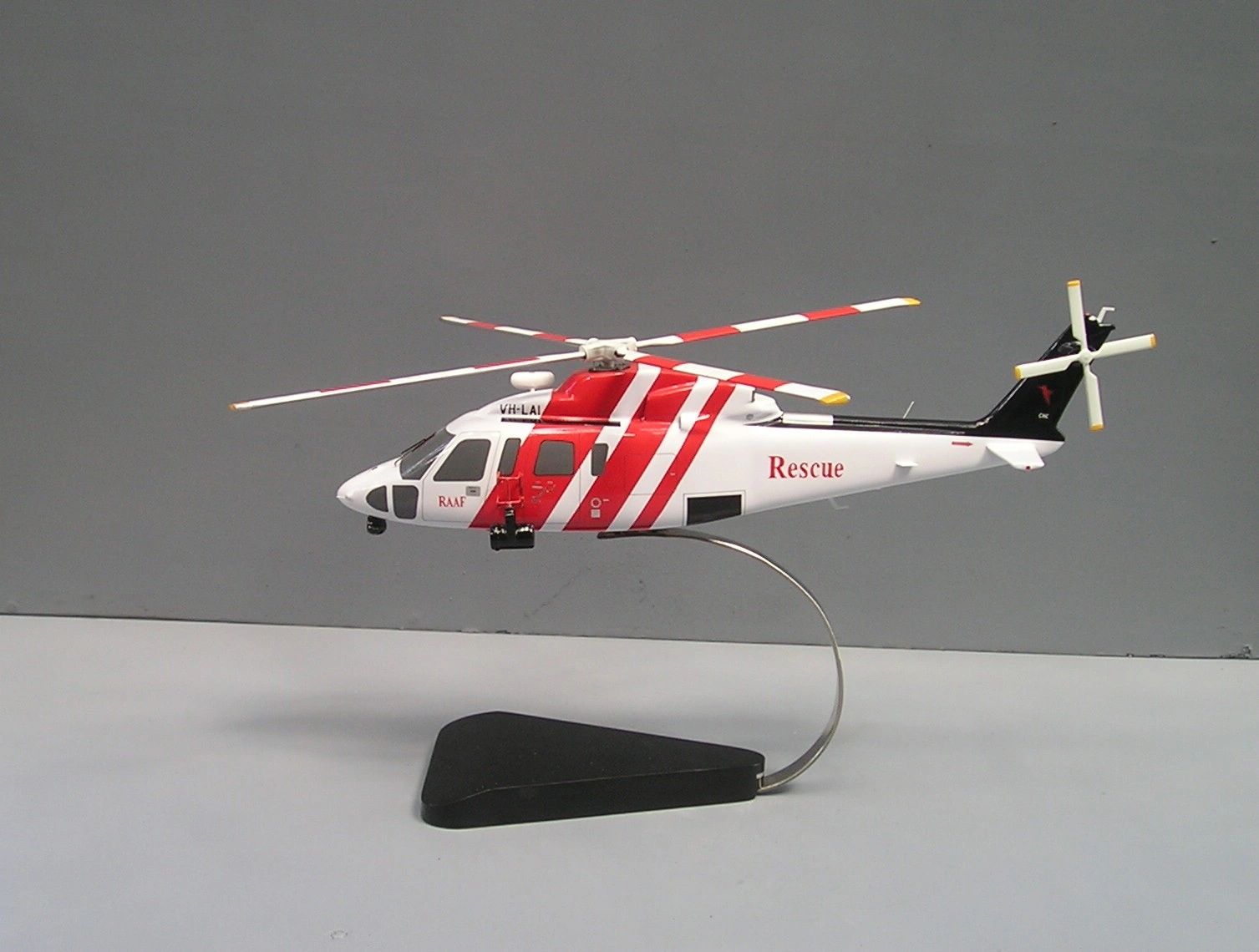 Sikorsky S-76 custom model