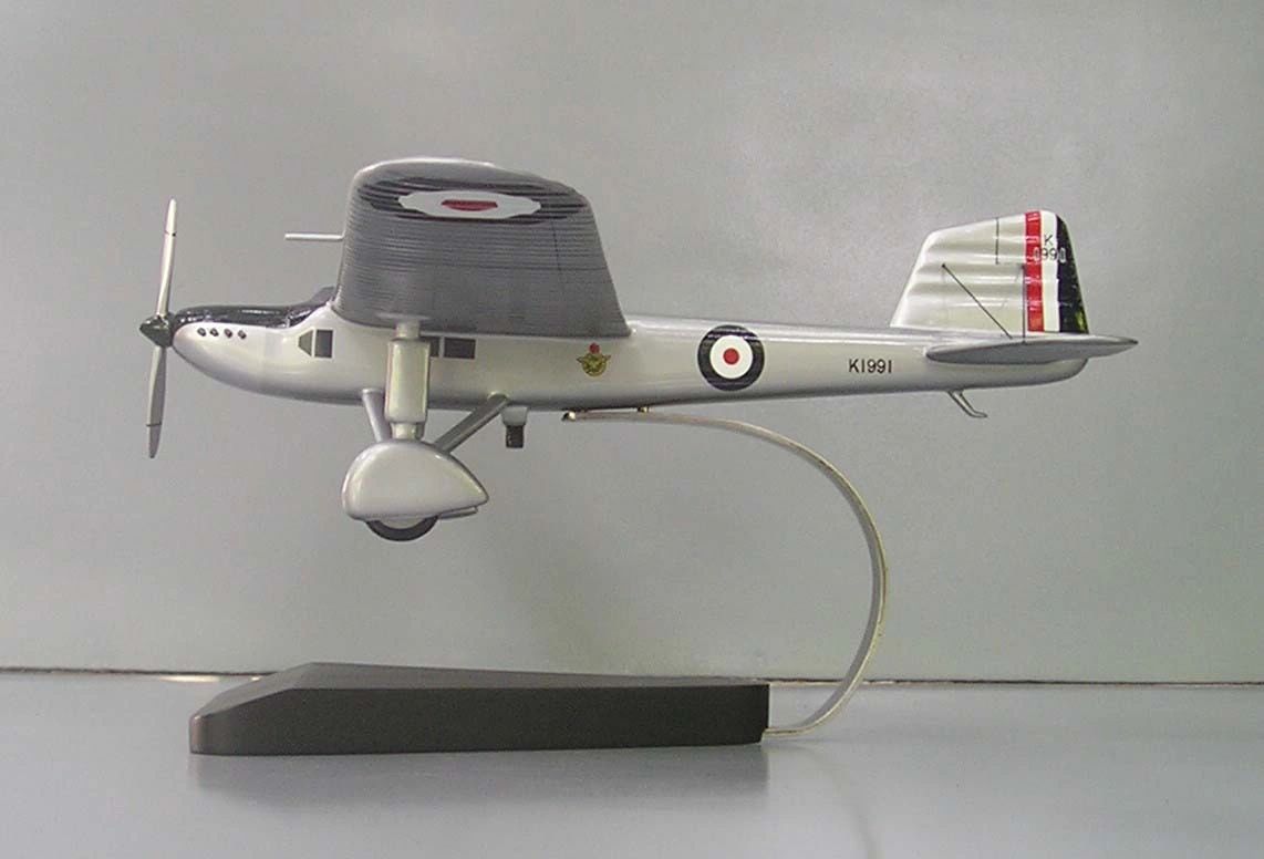 monoplane desktop model