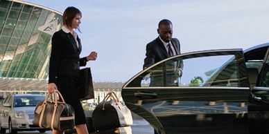 Airport transfers Swindon. Executive chauffeurs Swindon Wiltshire. Airport Cars Swindon