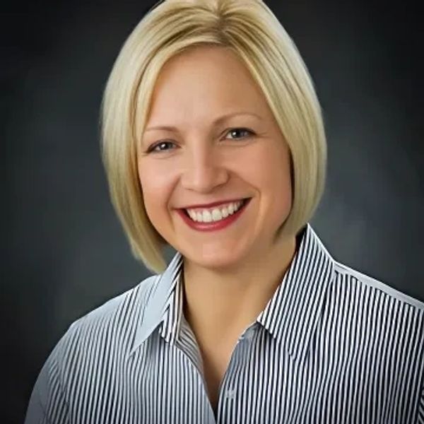 Dr. Jen Kolander at Prairie Chiropractic in Sun Prairie, WI.