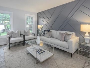 Accent wall -renovation completed