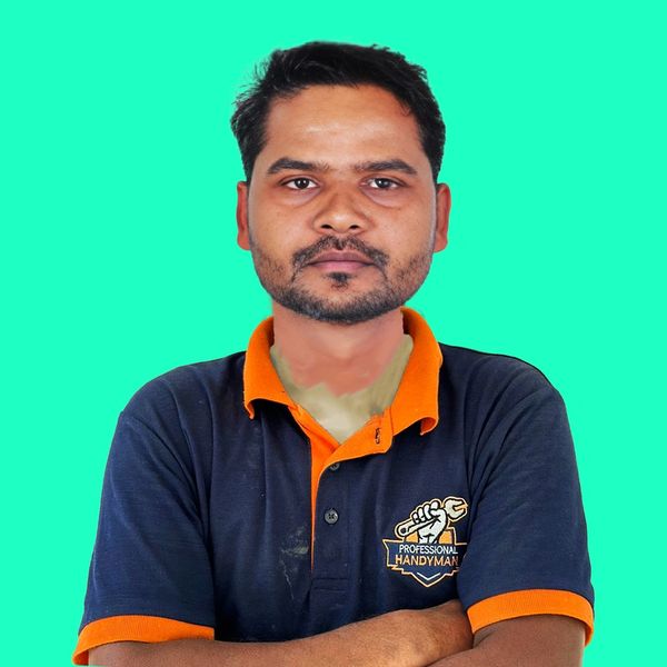 8 Years of Experience | Tile Master