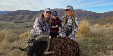 Learn to hunt New Zealand.