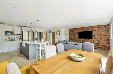 Kitchen-diner renovated by Project Construction Group