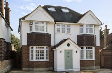 Detached house renovated and extended by Project Construction Group