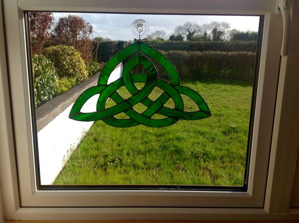 Example of a Private Commission done by Vetrate Art Showing a Celtic Knot Window Decoration