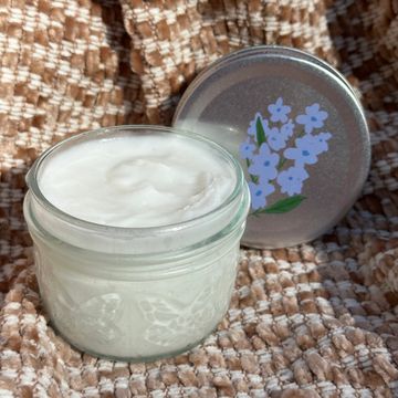 4 oz. glass jar