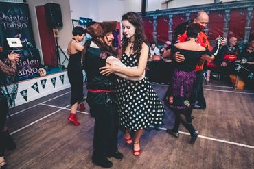 Paisley Tango, Tango in Scotland, Glasgow Tango.