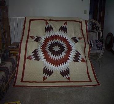 OFFICIAL SITE Diane's Native American Star Quilts.  https://www.dianesnativeamericanstarquilts.net