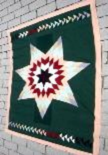 OFFICIAL SITE Diane's Native American Star Quilts.  https://www.dianesnativeamericanstarquilts.net