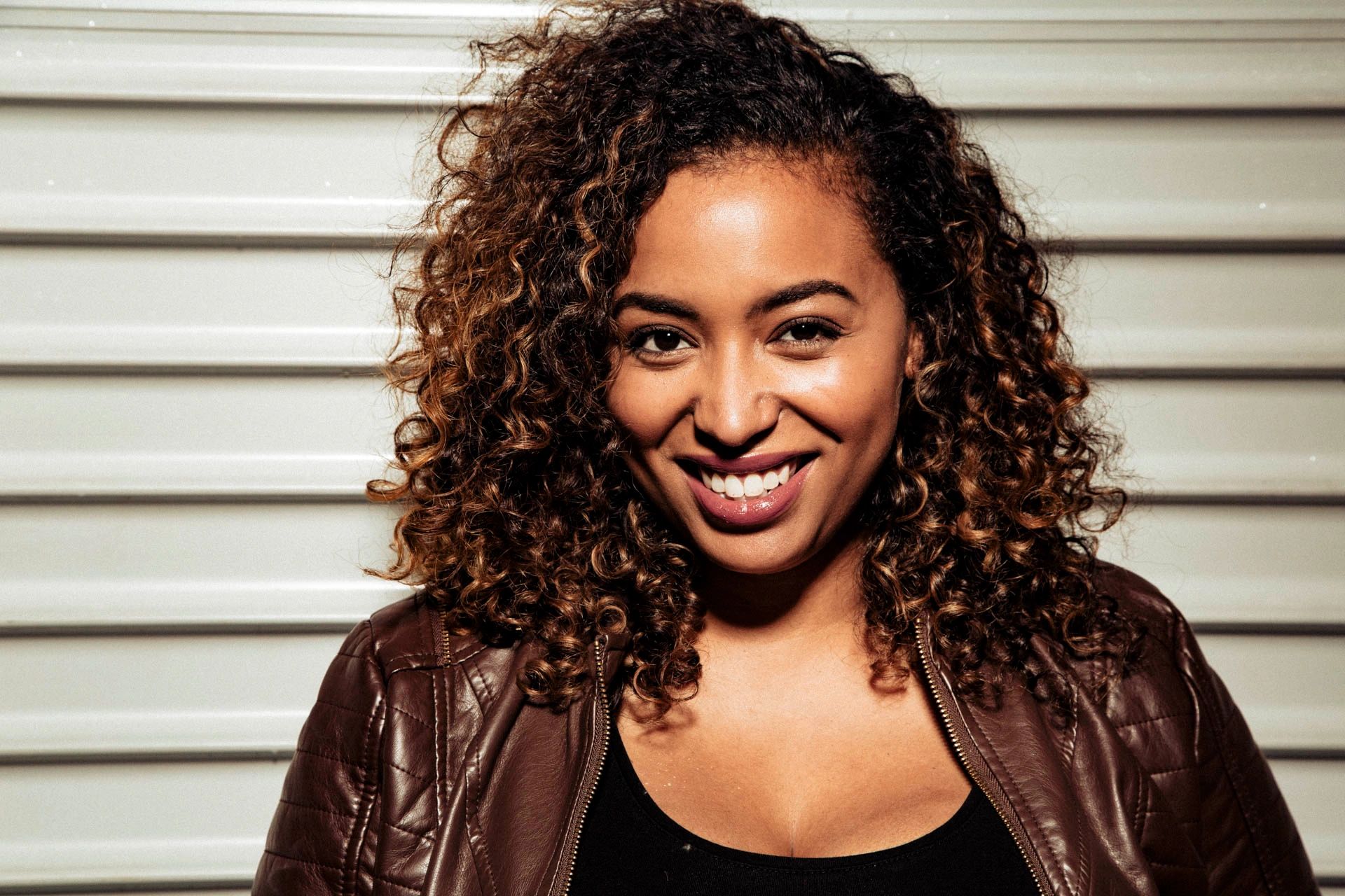 Jasmine Ellis Comedy Stand Up Comedian, Comedian