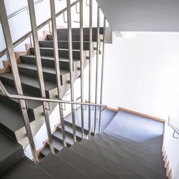 cage d'escalier d'aire commune