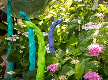 Work of artist and landscape designer Jan Kirsh in Talbot County, MD - photo by Jill Jasuta