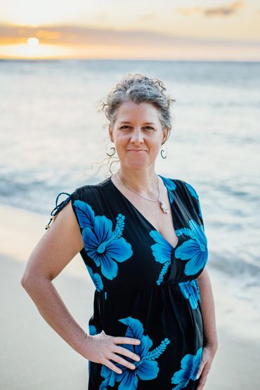 Kelly-Lynn Andrew RMT beach in hawaii