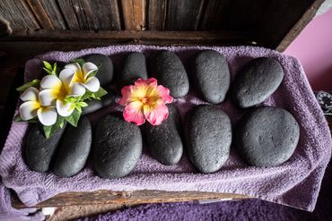 Kelly-Lynn Andrew, Photo By Carla Victor, Massage Therapy, Energy Healing, Hot Stone Massage