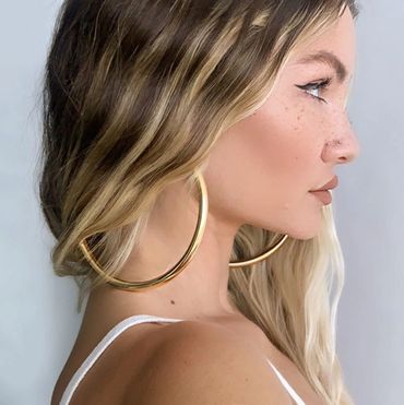 Casi Davis Fitness Style - Kallyz Brand Action Model