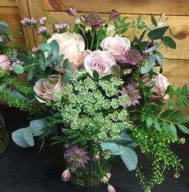 Seasonal Flower Jar gift - Flower Bouquet Delivery Rickmansworth Croxley Green Chorleywood