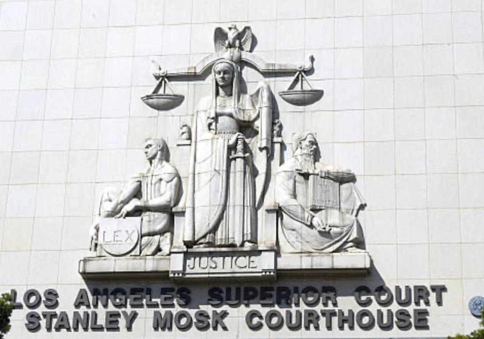 Picture of engraving above stanley mosk courthouse