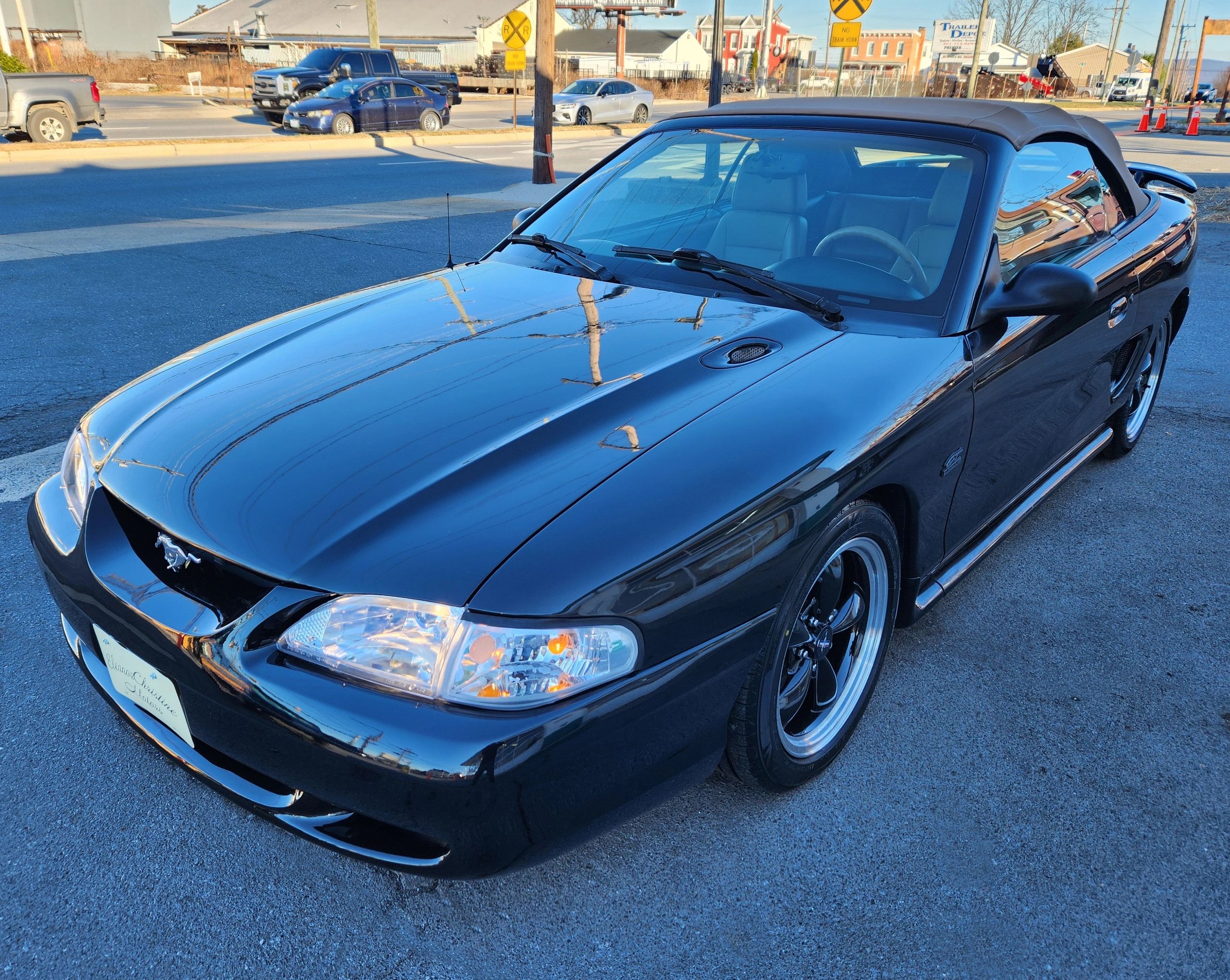 1995 Ford Mustang's photo