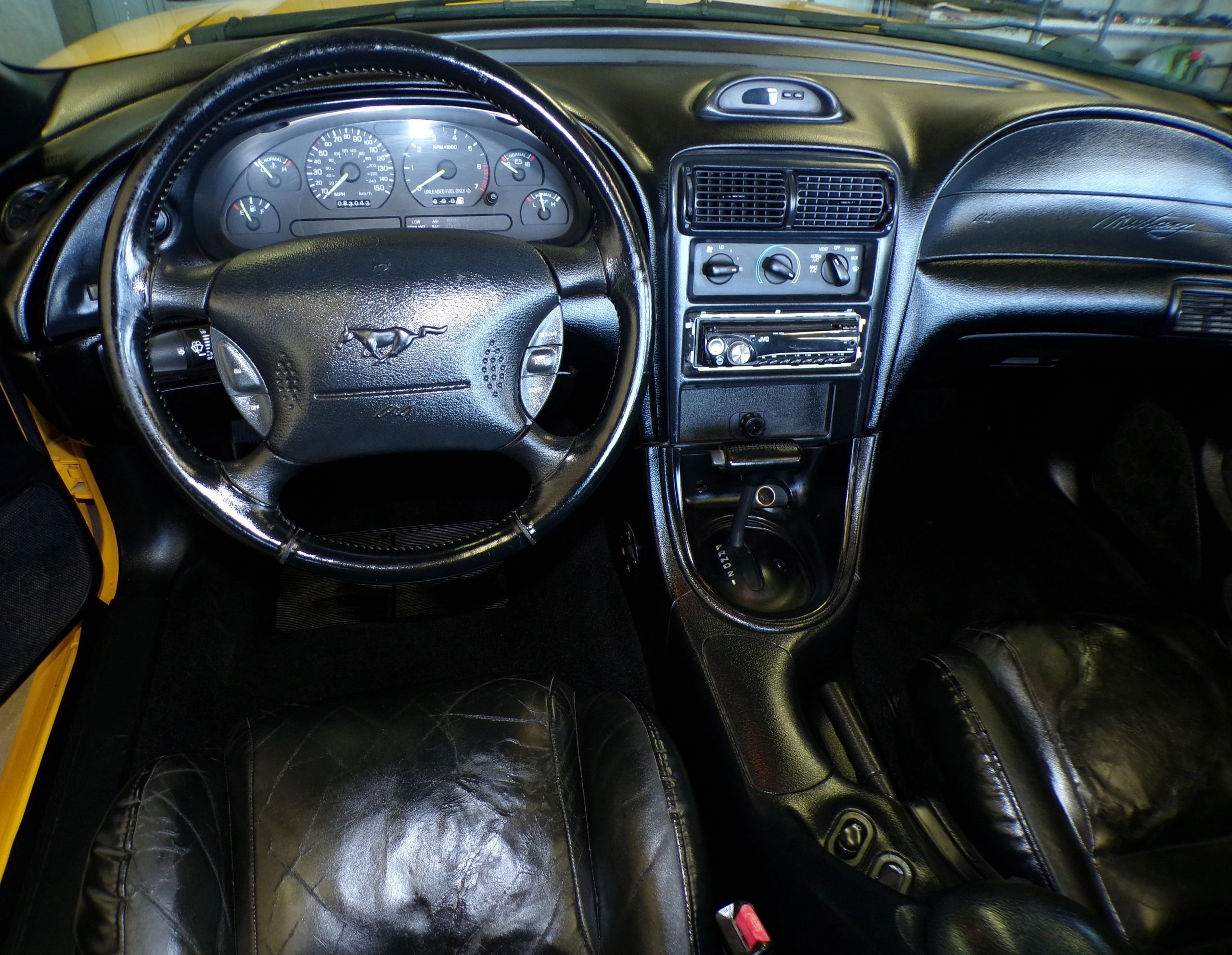 1995 Ford Mustang - Photo 13