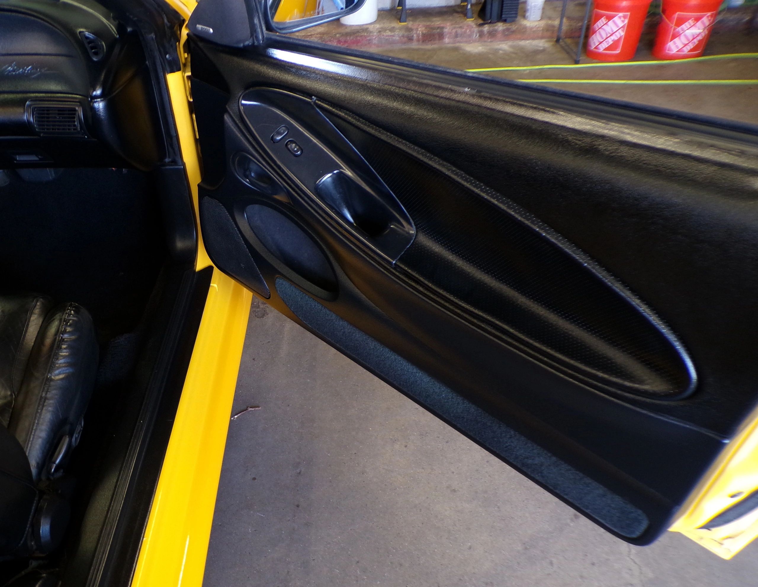 1995 Ford Mustang - Photo 17