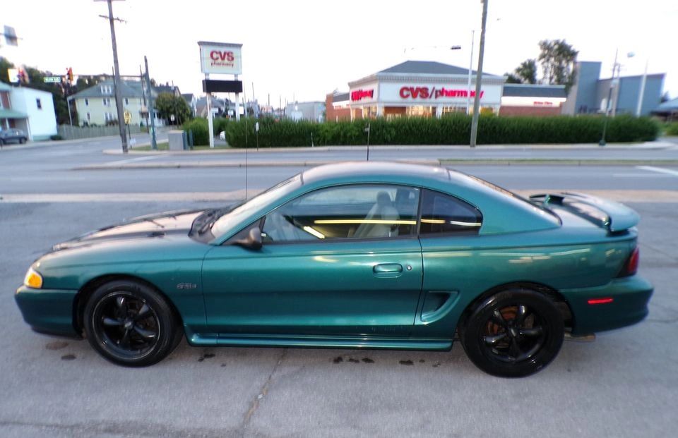 1996 Ford Mustang - Photo 8