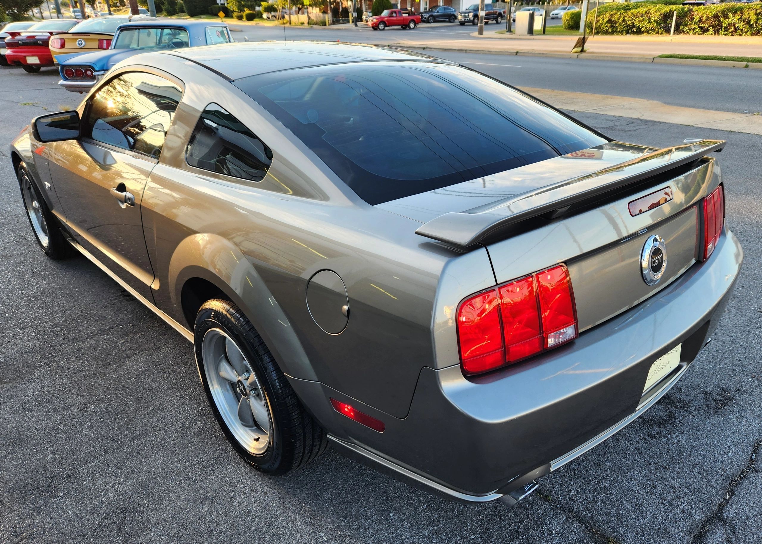 2005 Ford Mustang GT Premium - Photo 7