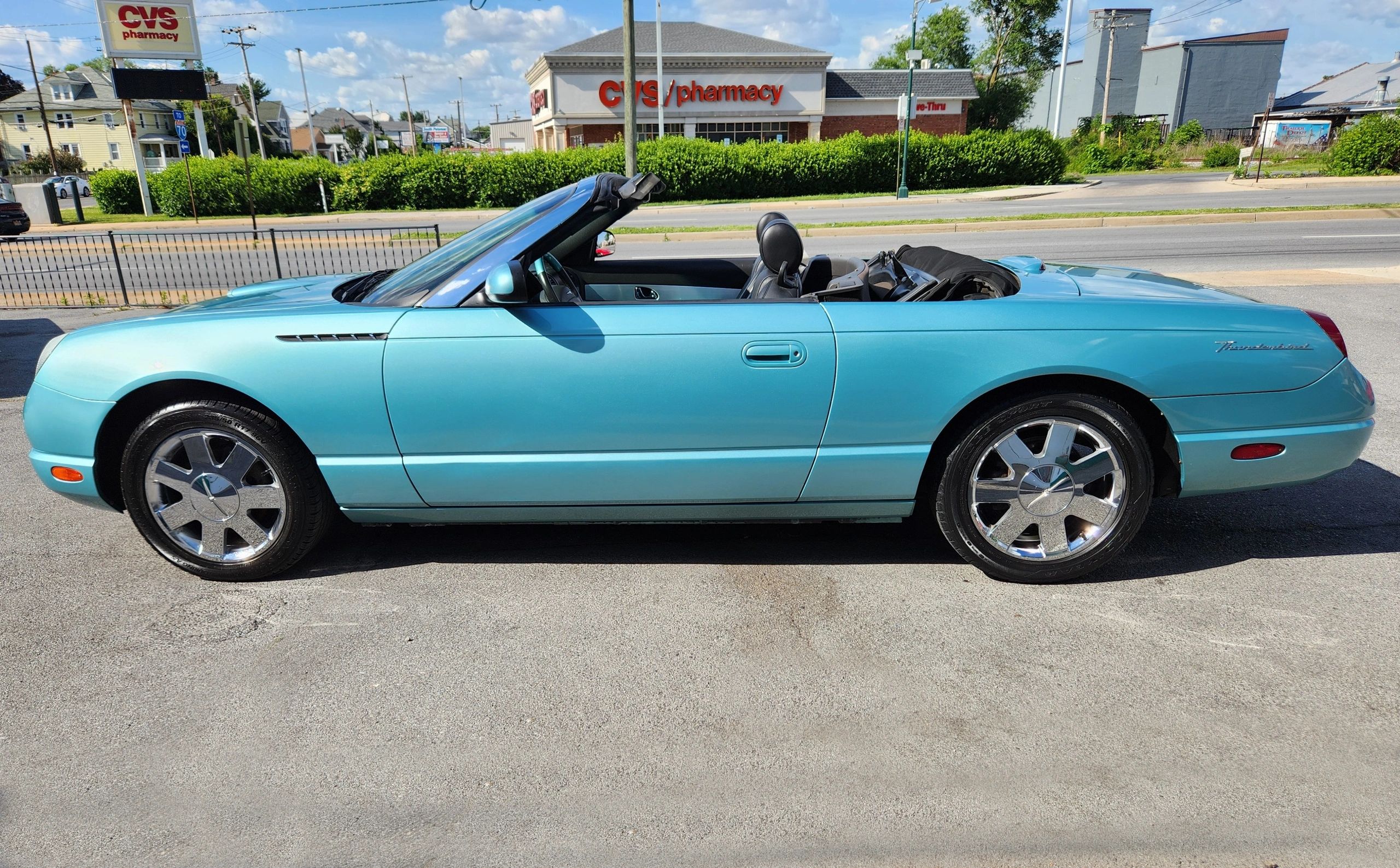 2002 Ford Thunderbird Deluxe - Photo 10