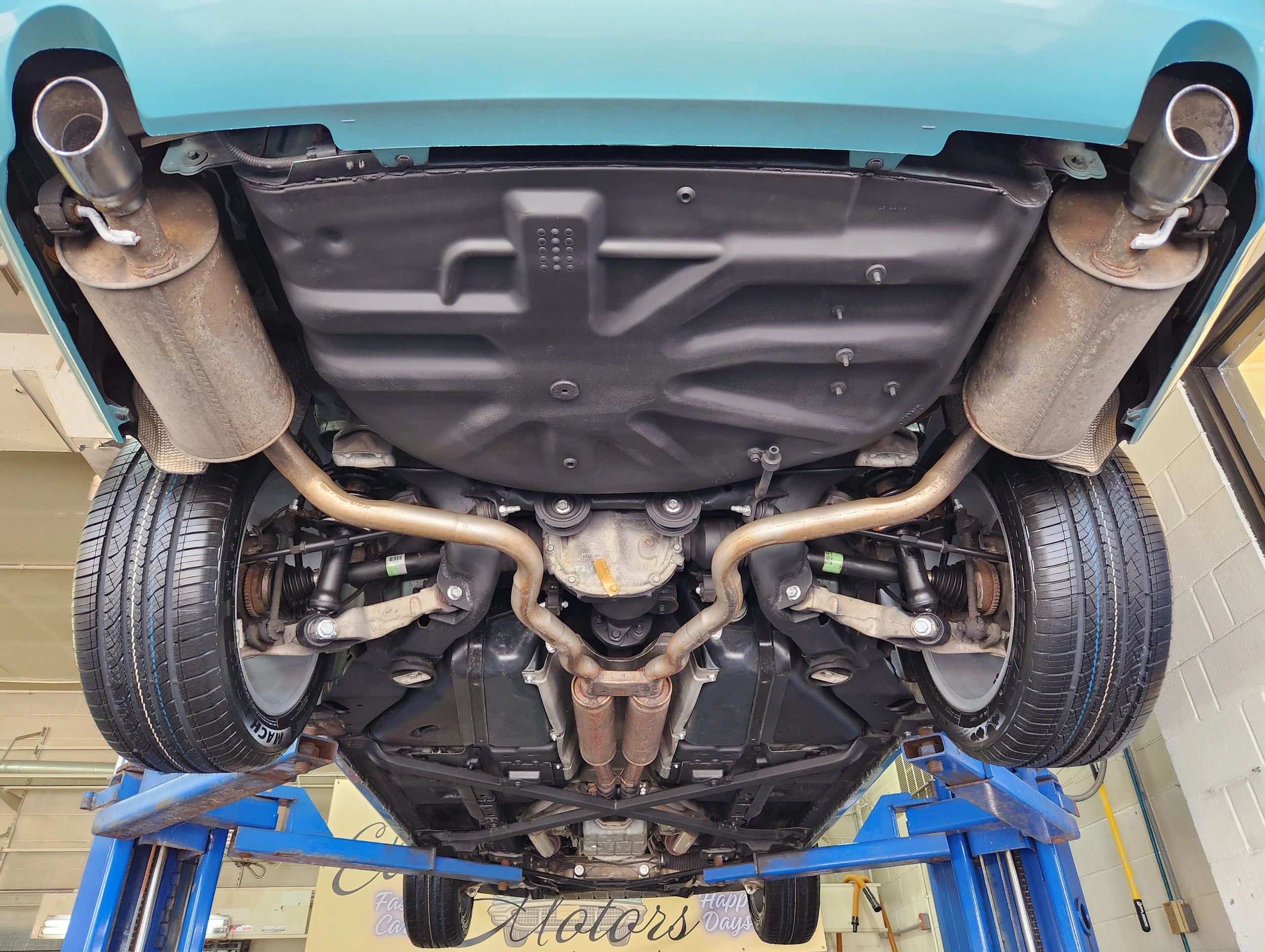 2002 Ford Thunderbird Deluxe - Photo 23