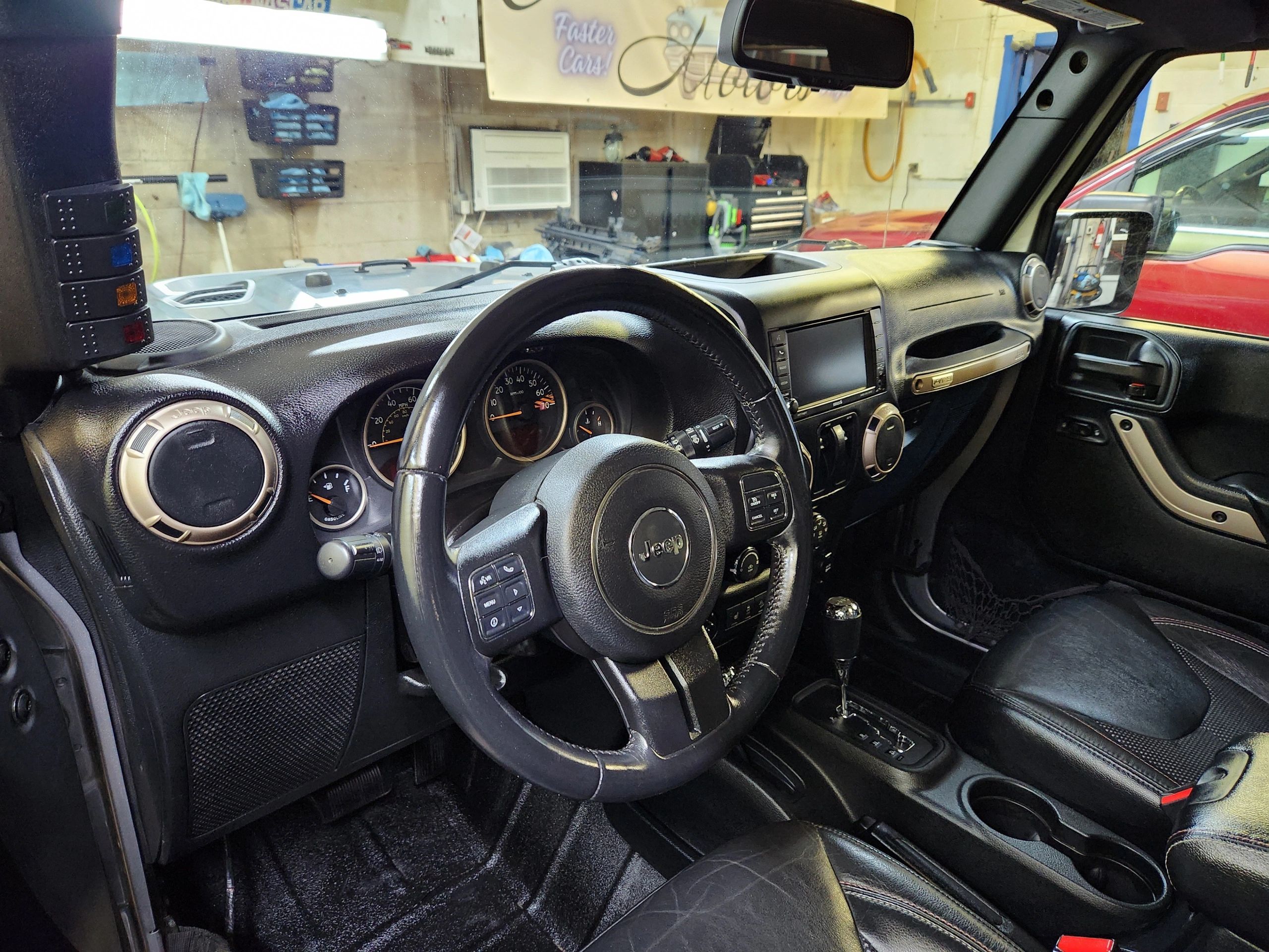 2016 Jeep Wrangler 75th Anniversary Edition - Photo 11