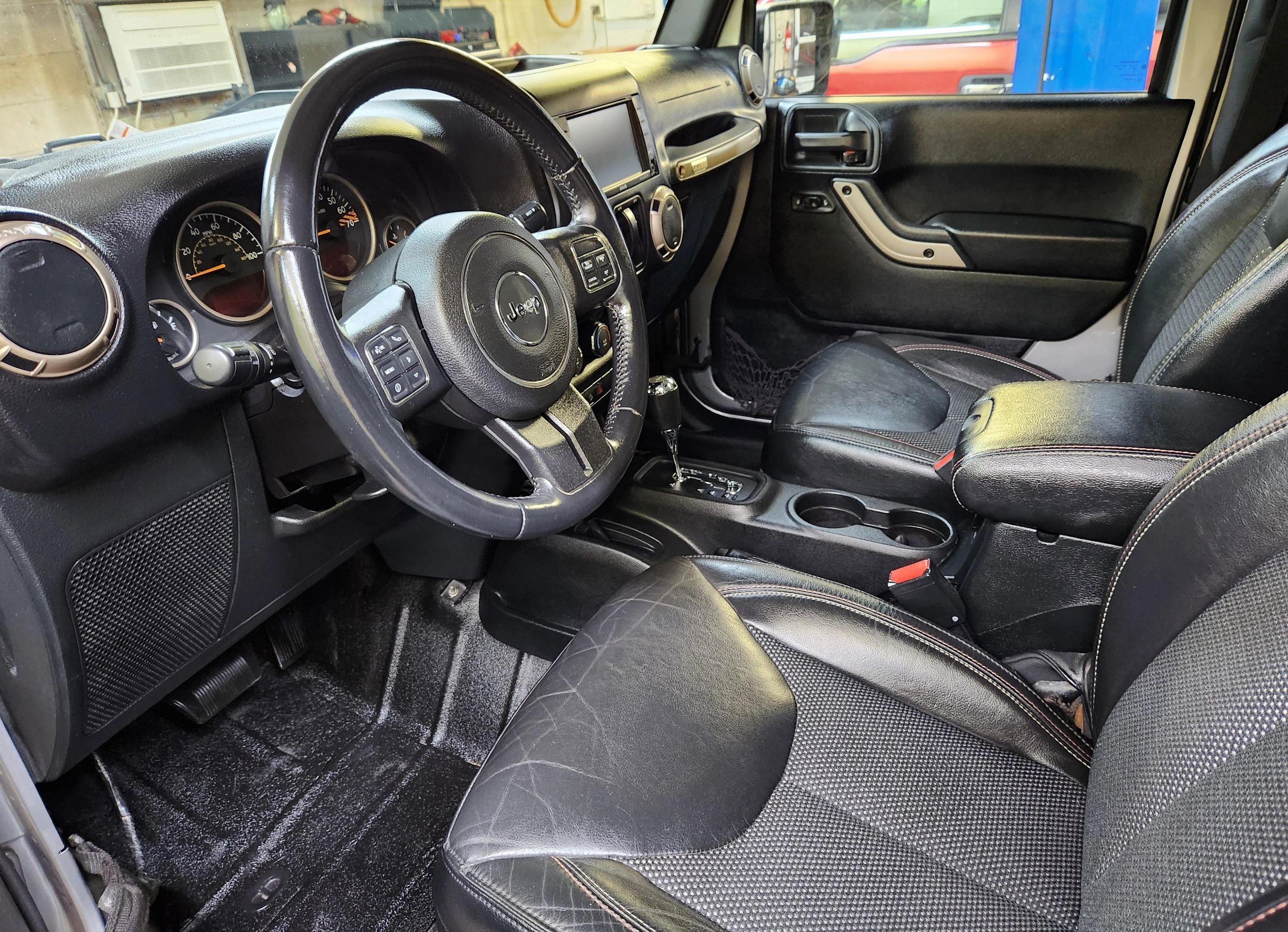 2016 Jeep Wrangler 75th Anniversary Edition - Photo 12