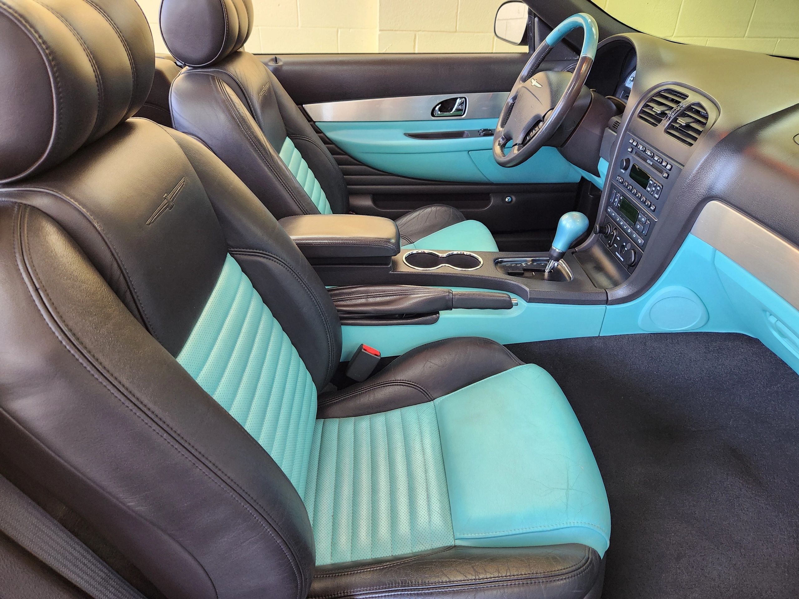 2002 Ford Thunderbird Deluxe - Photo 18