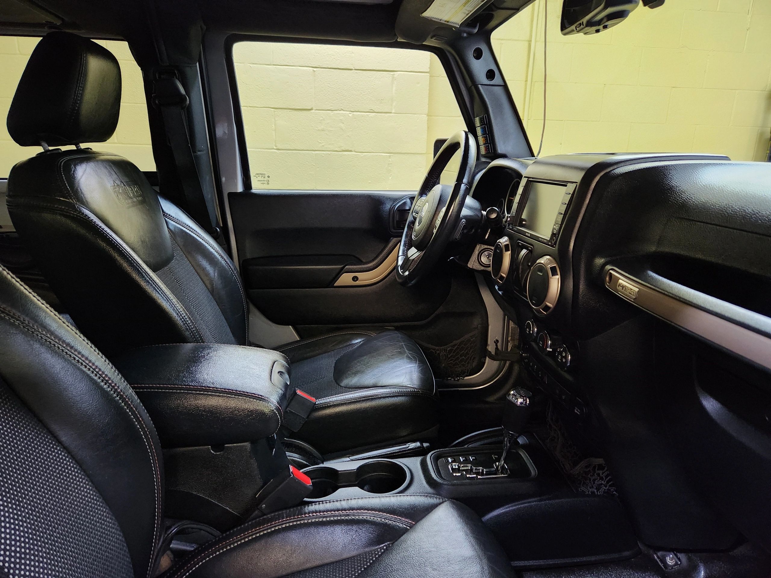 2016 Jeep Wrangler 75th Anniversary Edition - Photo 15