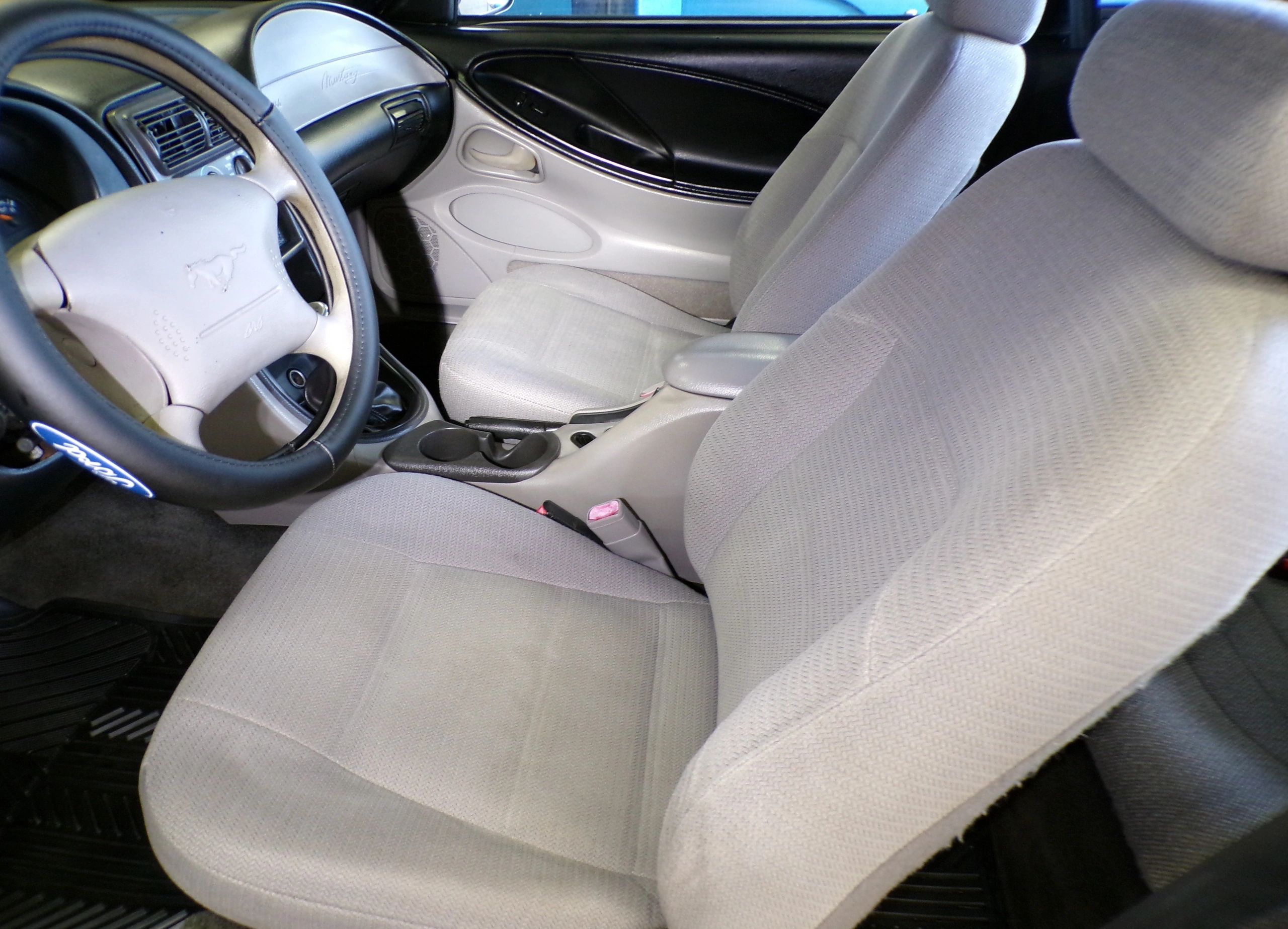 1996 Ford Mustang - Photo 11