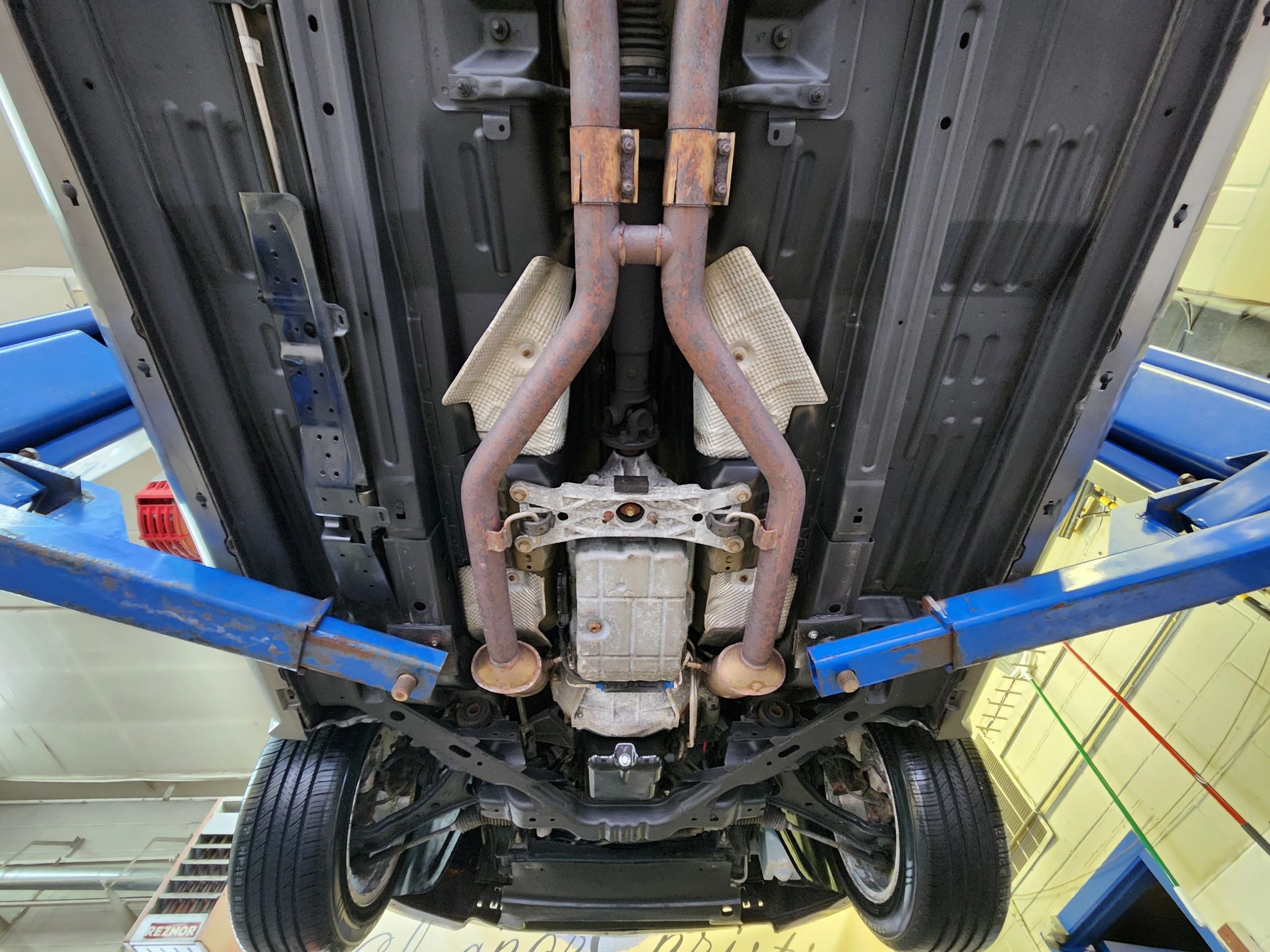 2005 Ford Mustang GT Premium - Photo 17