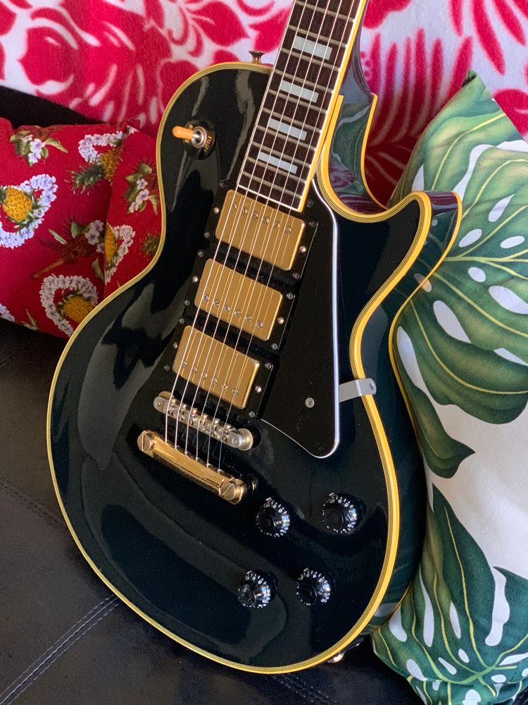 1983 Greco EG57-60
https://www.flickr.com/photos/cliffsguitarworld/albums/72157712905649872
