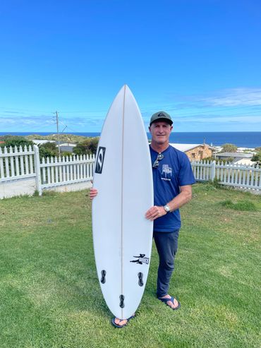 High performance surfboards handcrafted by Dave Macaulay